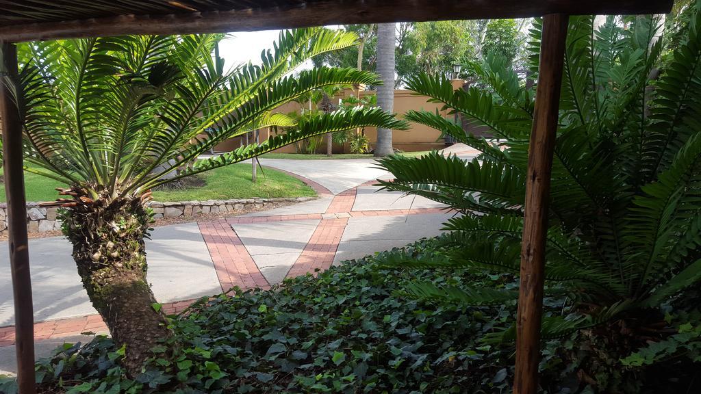 กรังเดอ วิสต้าเกสท์เฮาส์ Hotel กอนูบี ภายนอก รูปภาพ